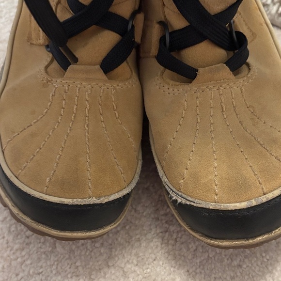 Sorel tivloli 2 Tan and Black Winter Rain Boots SZ 7 - Picture 7 of 14